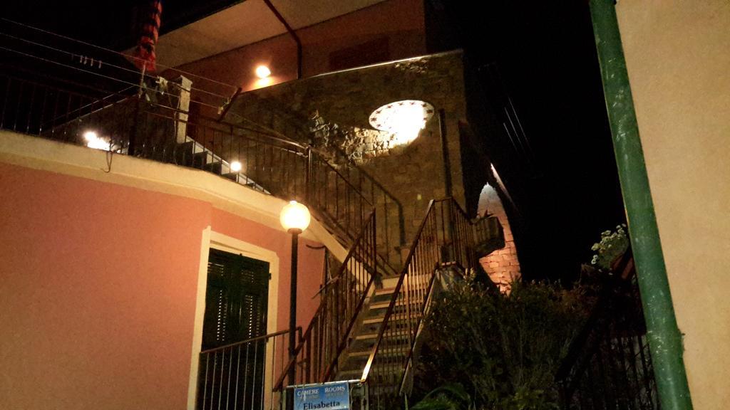 Affittacamere Elisabetta Vernazza Eksteriør billede